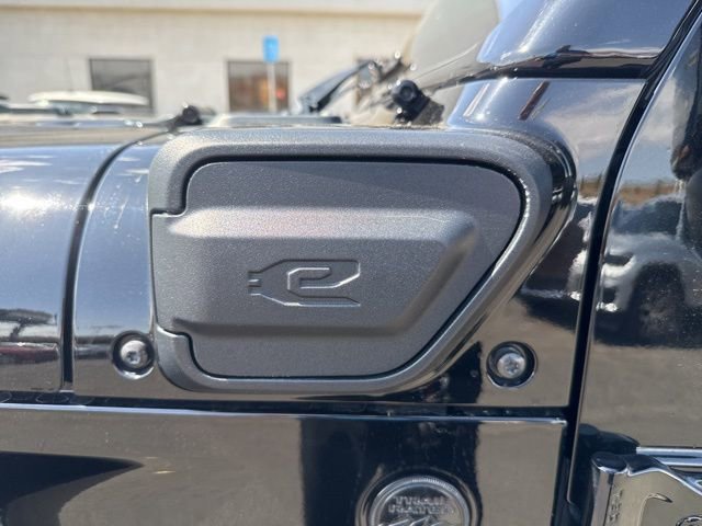 Certified 2022 Jeep Wrangler Unlimited Sahara image 39