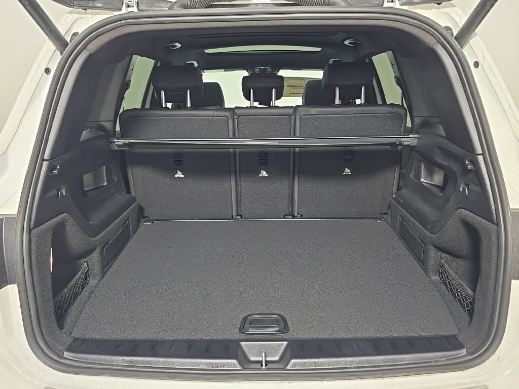 New 2026 Mercedes-Benz GLB 250 4MATIC image 13