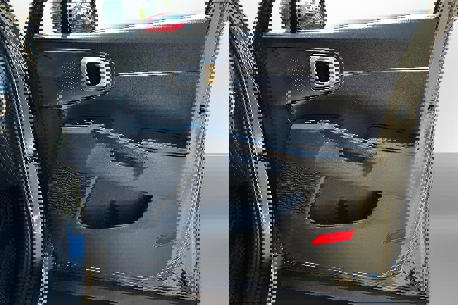 Used 2022 Kia Sorento LX image 26