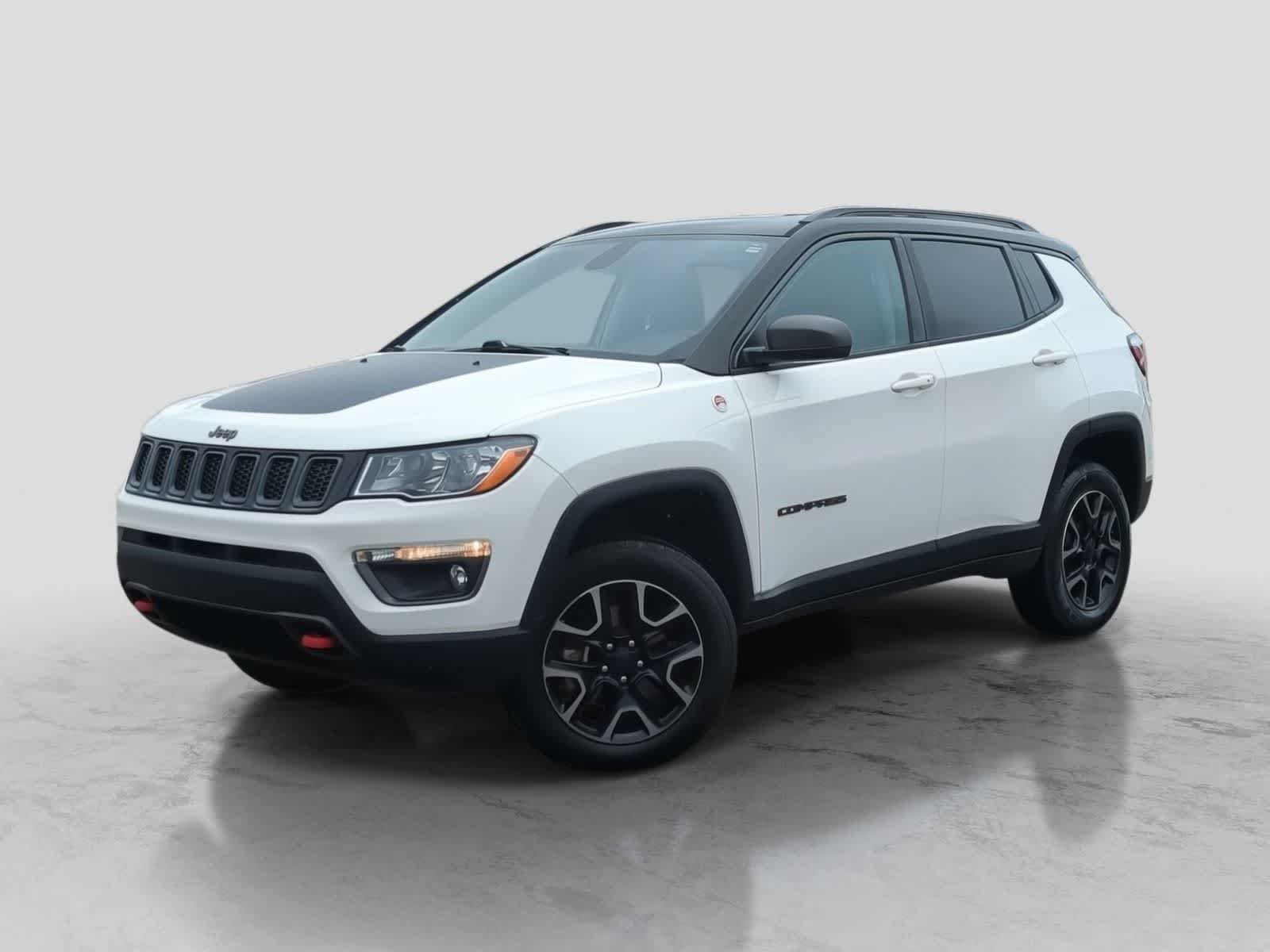 Used 2019 Jeep Compass Trailhawk AWD/4WD image 1