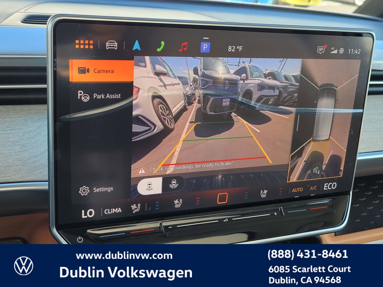 New 2025 Volkswagen ID. Buzz 1st Edition image 17