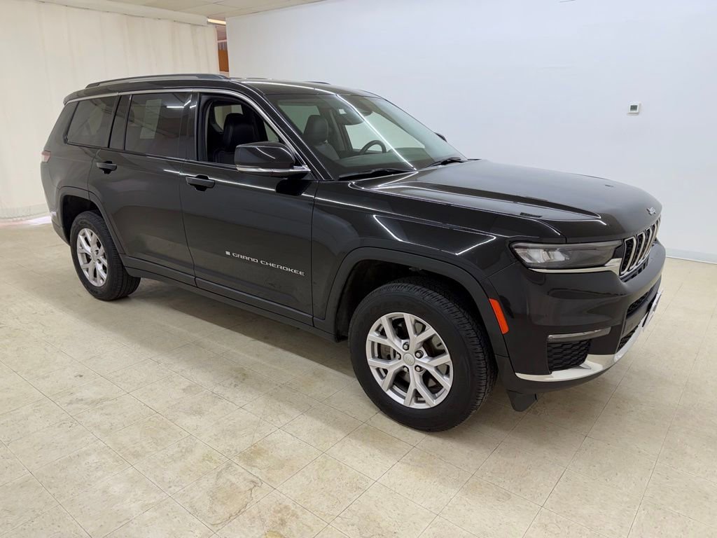 Used 2022 Jeep Grand Cherokee L Limited AWD/4WD image 8