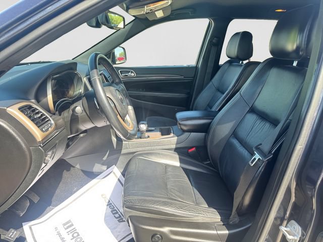 Used 2015 Jeep Grand Cherokee Limited w/ Trailer Tow Group IV RWD image 11