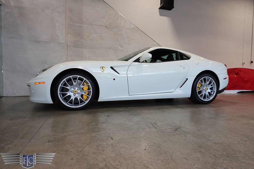 Used 2011 Ferrari 599 GTB Fiorano RWD image 18