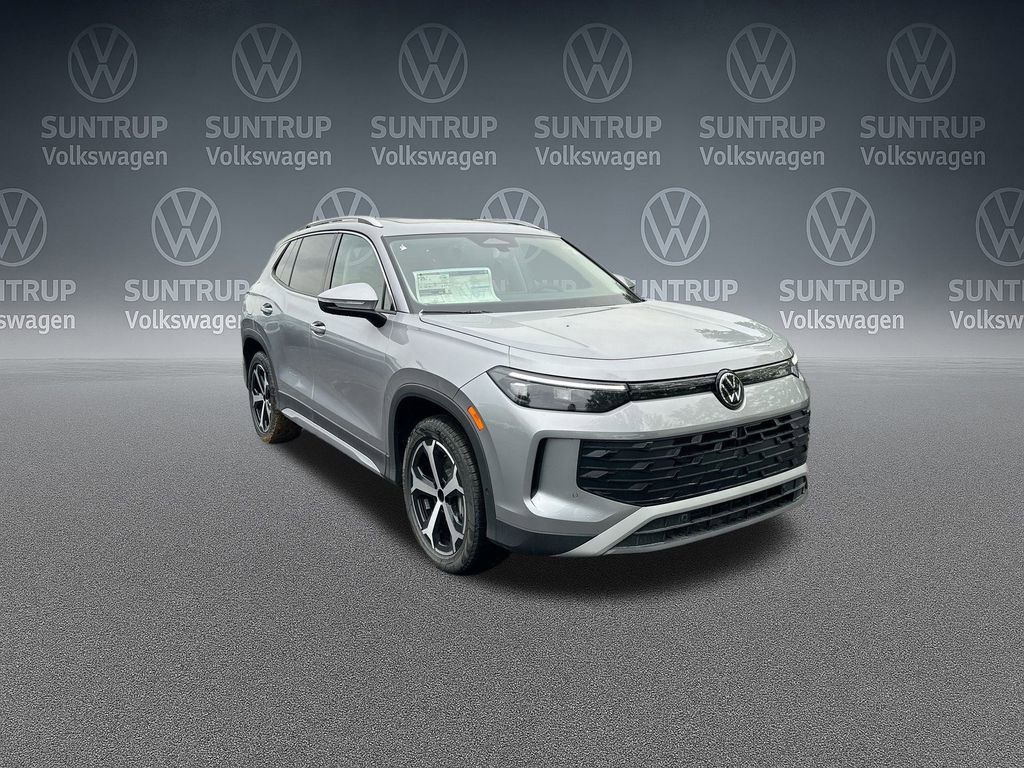 New 2025 Volkswagen Tiguan SE image 33