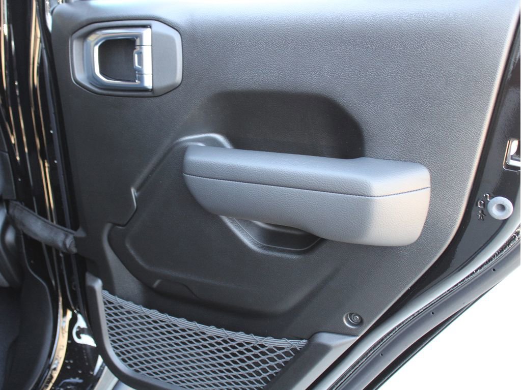 New 2026 Jeep Wrangler Willys AWD/4WD image 26