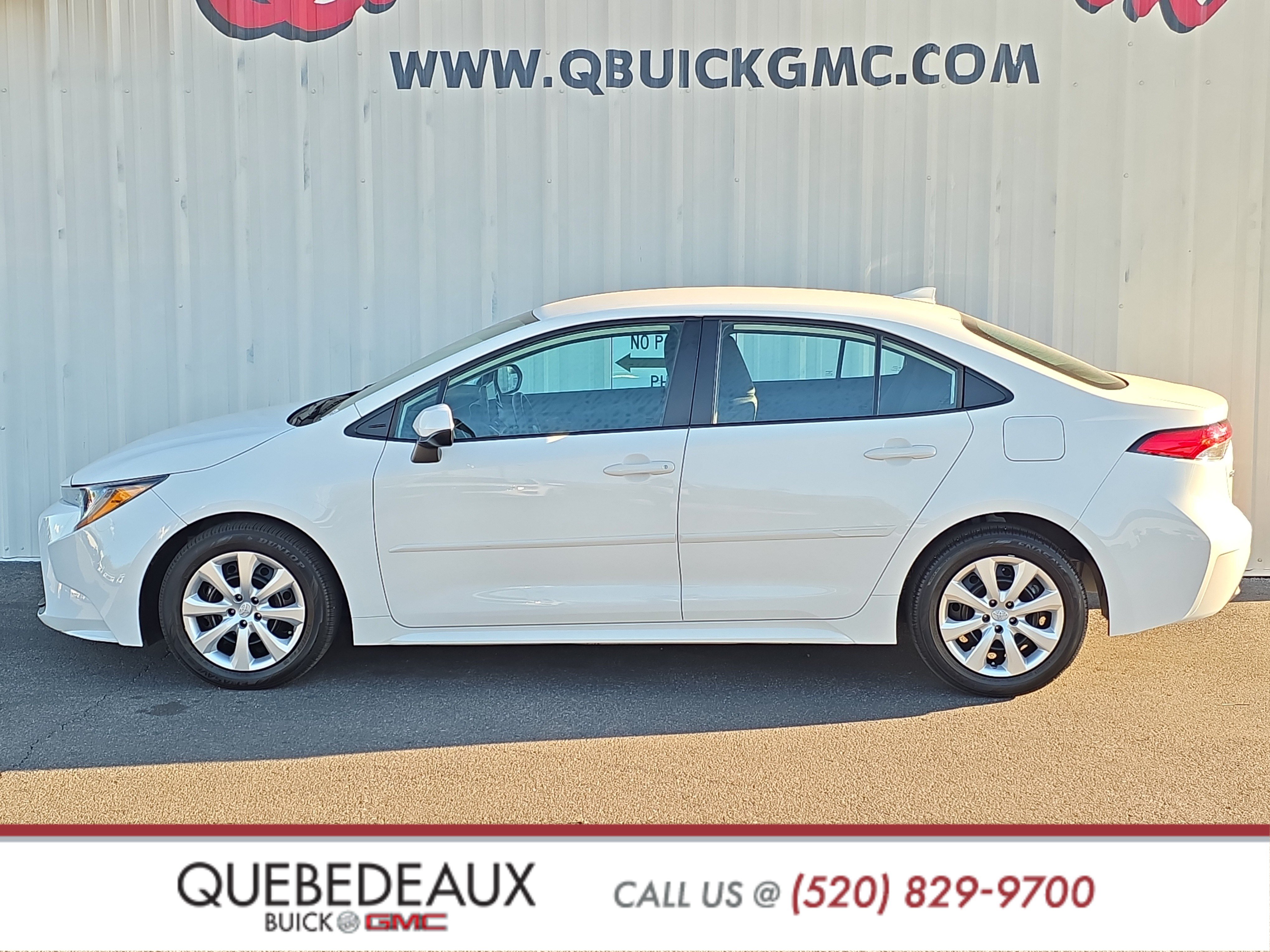 Used 2025 Toyota Corolla LE FWD image 4