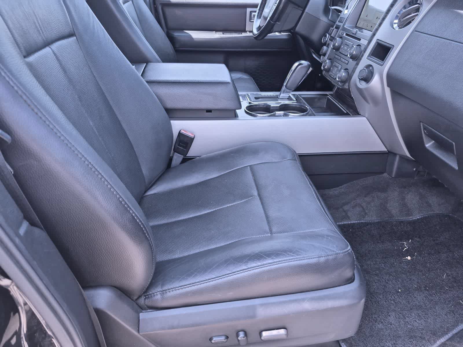 Used 2017 Ford Expedition Limited AWD/4WD image 21
