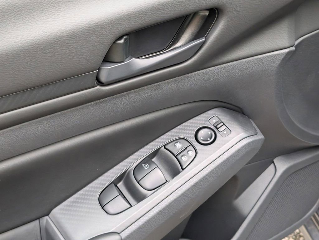 Certified 2025 Nissan Altima 2.5 S image 17