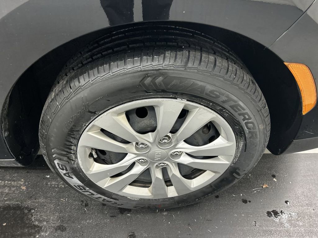 Used 2020 Kia Soul LX image 8