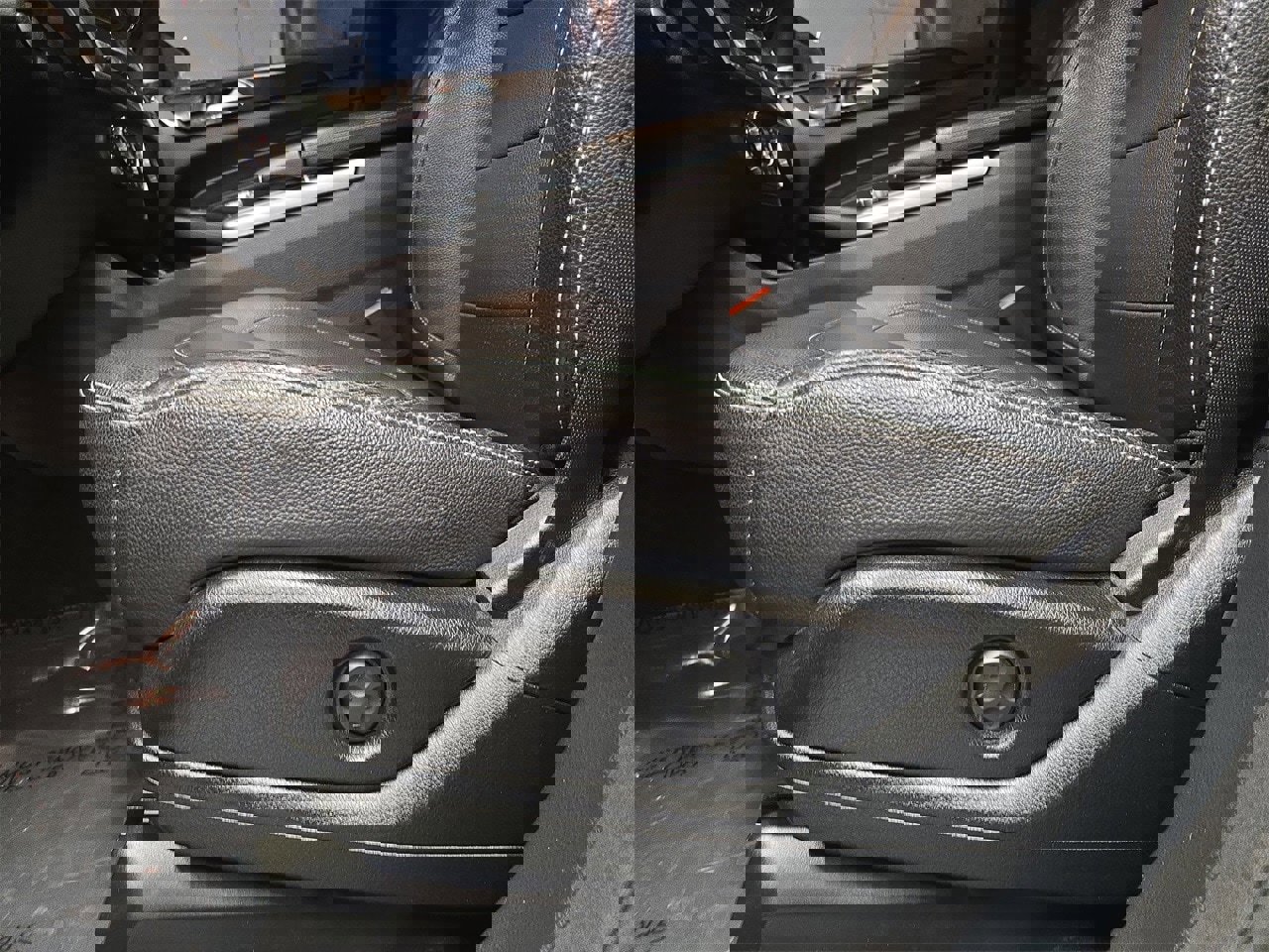 Used 2015 Mercedes-Benz ML 350 2WD image 29