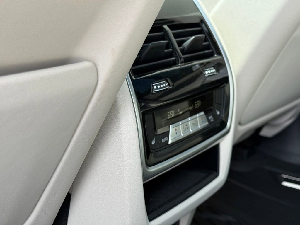 Used 2024 BMW X5 M Competition w/ Executive Package AWD/4WD image 19