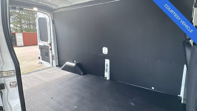 New 2026 Ford Transit 250 148 Medium Roof w/ Load Area Protection Package RWD image 17