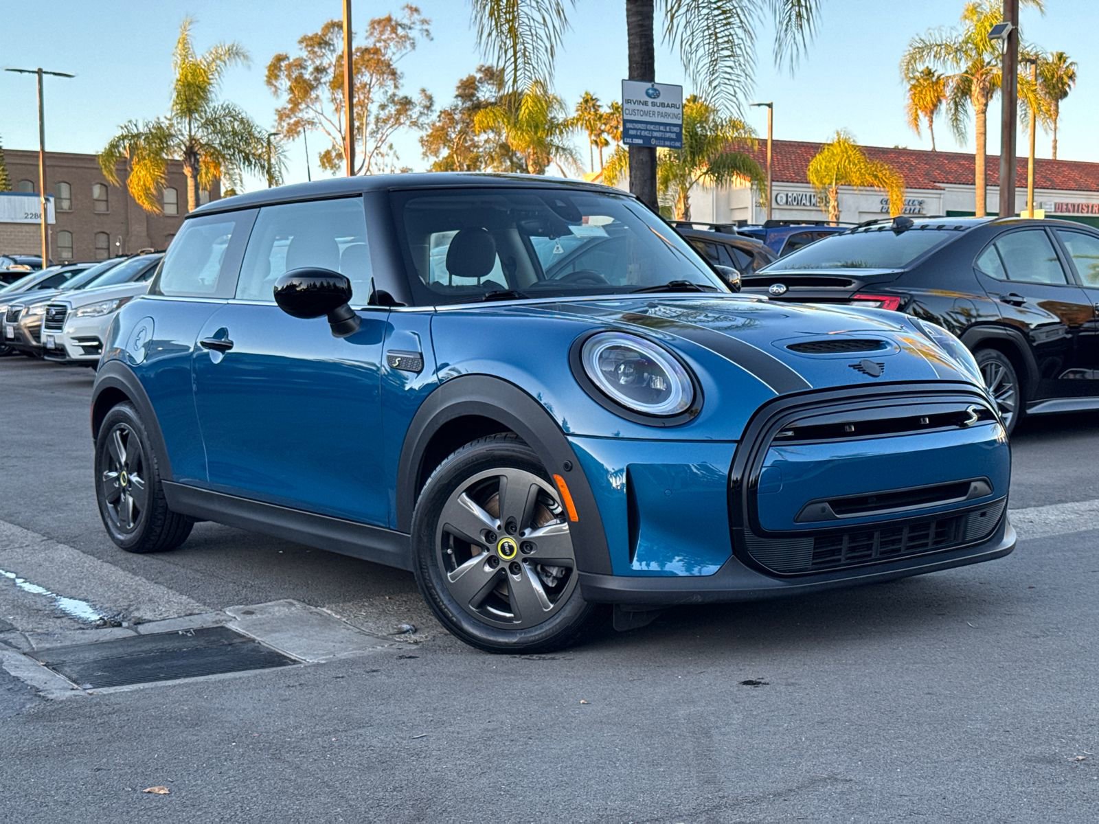 Used 2023 MINI Cooper SE image 2
