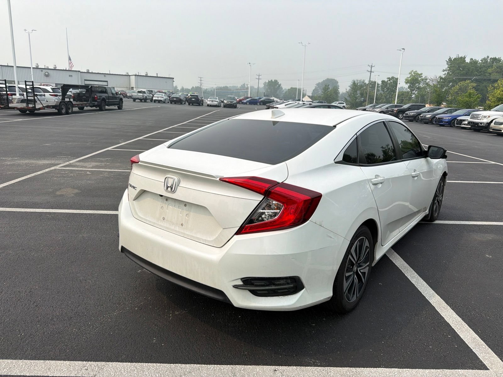 Used 2018 Honda Civic EX-L image 6