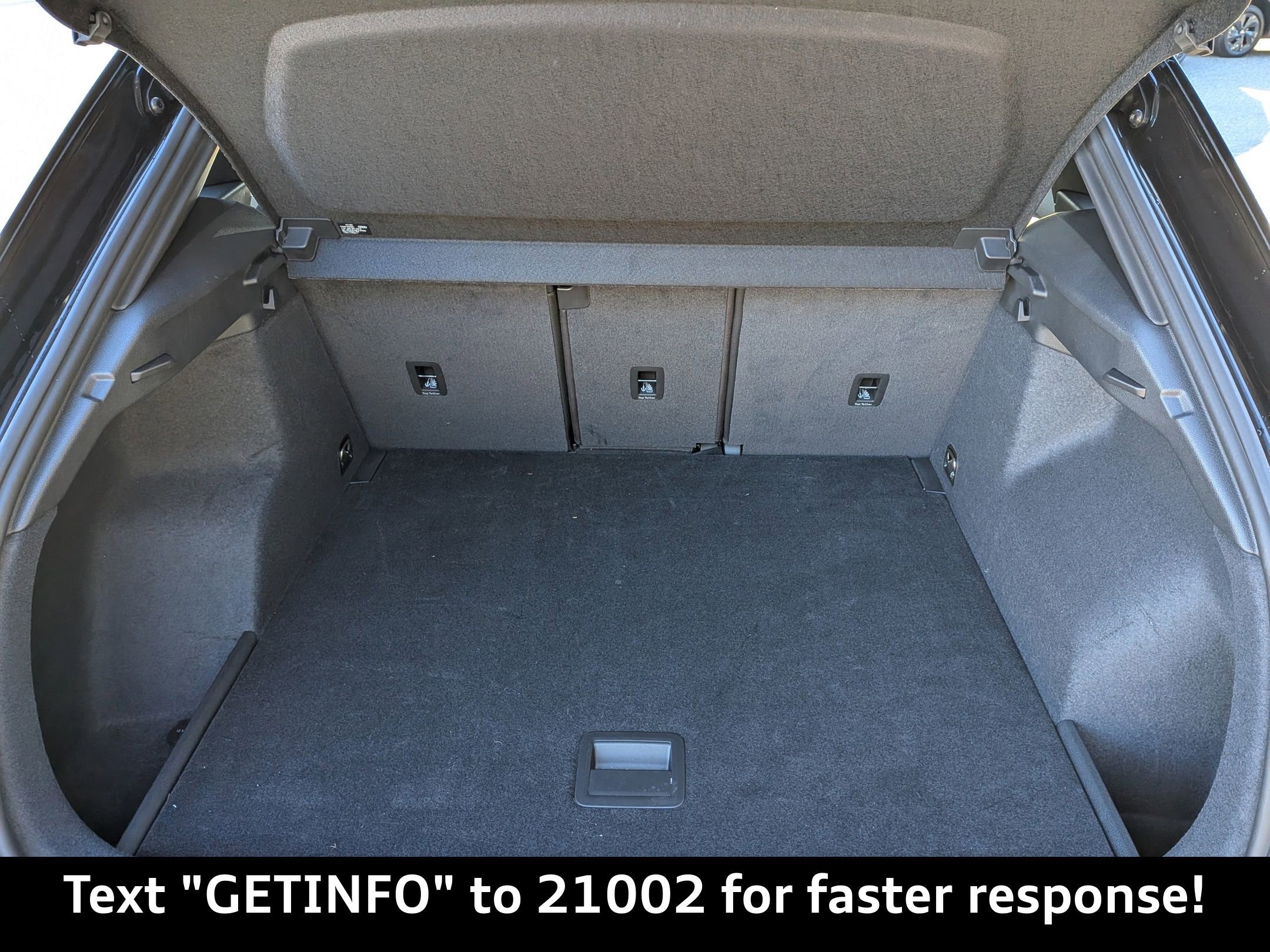 Used 2025 Audi Q3 2.0T Premium w/ Convenience Package image 16