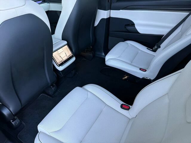 Used 2023 Tesla Model X Plaid AWD/4WD image 15