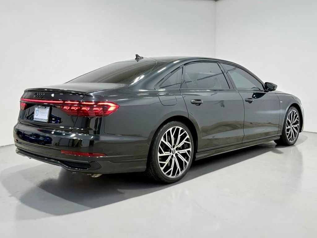 Used 2022 Audi A8 L 3.0T AWD/4WD image 17