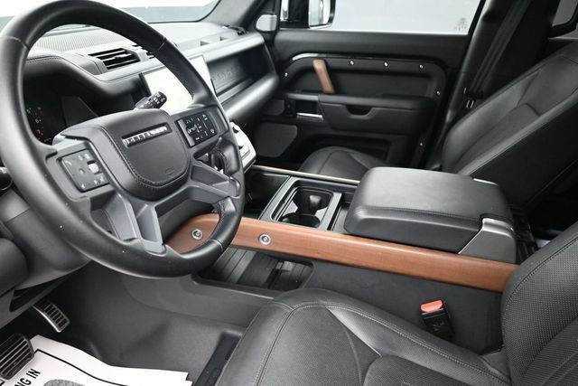 Used 2024 Land Rover Defender 130 X AWD/4WD image 19