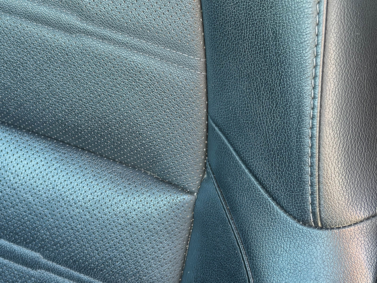 Used 2017 Honda CR-V EX-L image 24