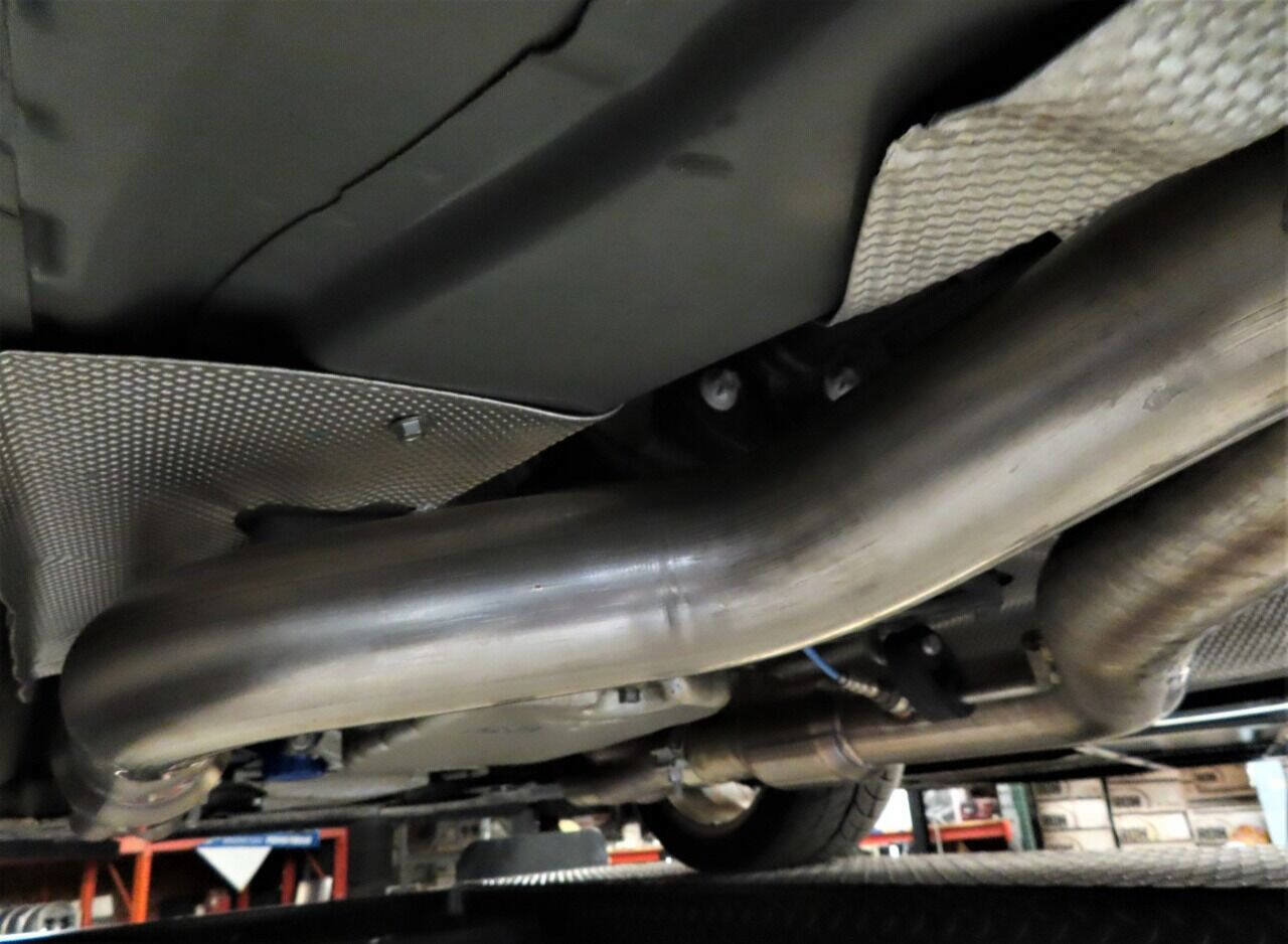 Used 2009 Pontiac G8 GXP RWD image 18