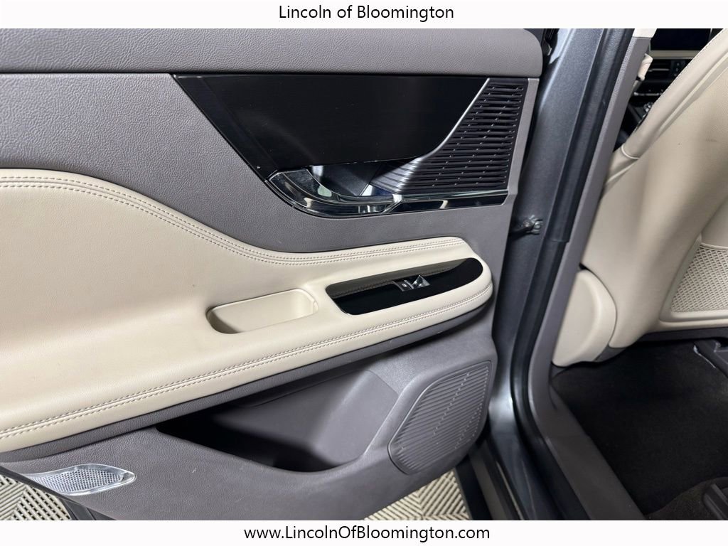 Certified 2022 Lincoln Corsair Reserve w/ Equipment Group 201A image 53