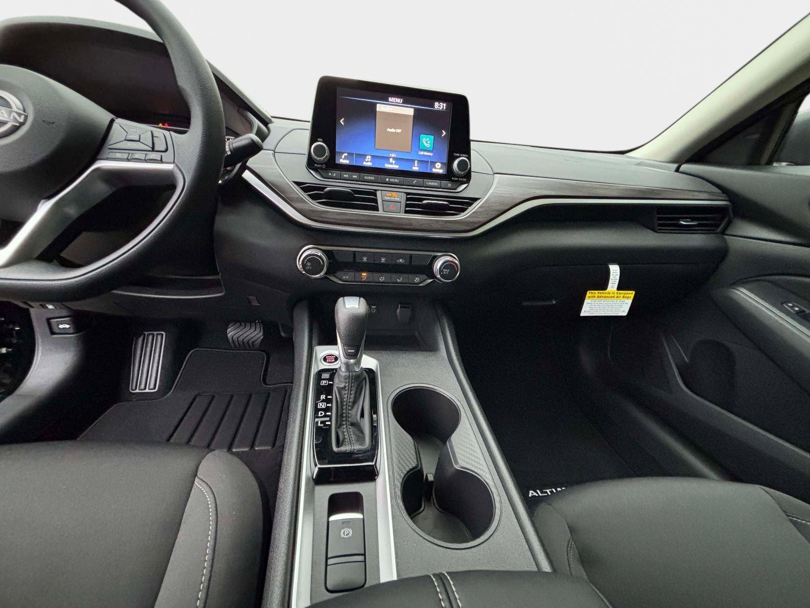 New 2025 Nissan Altima 2.5 SV image 18