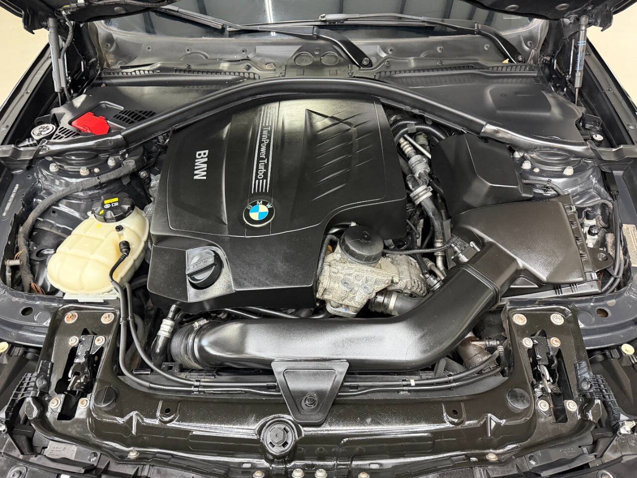 Used 2015 BMW 335i Gran Turismo xDrive AWD/4WD image 7