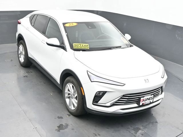 Used 2025 Buick Envista Preferred image 36