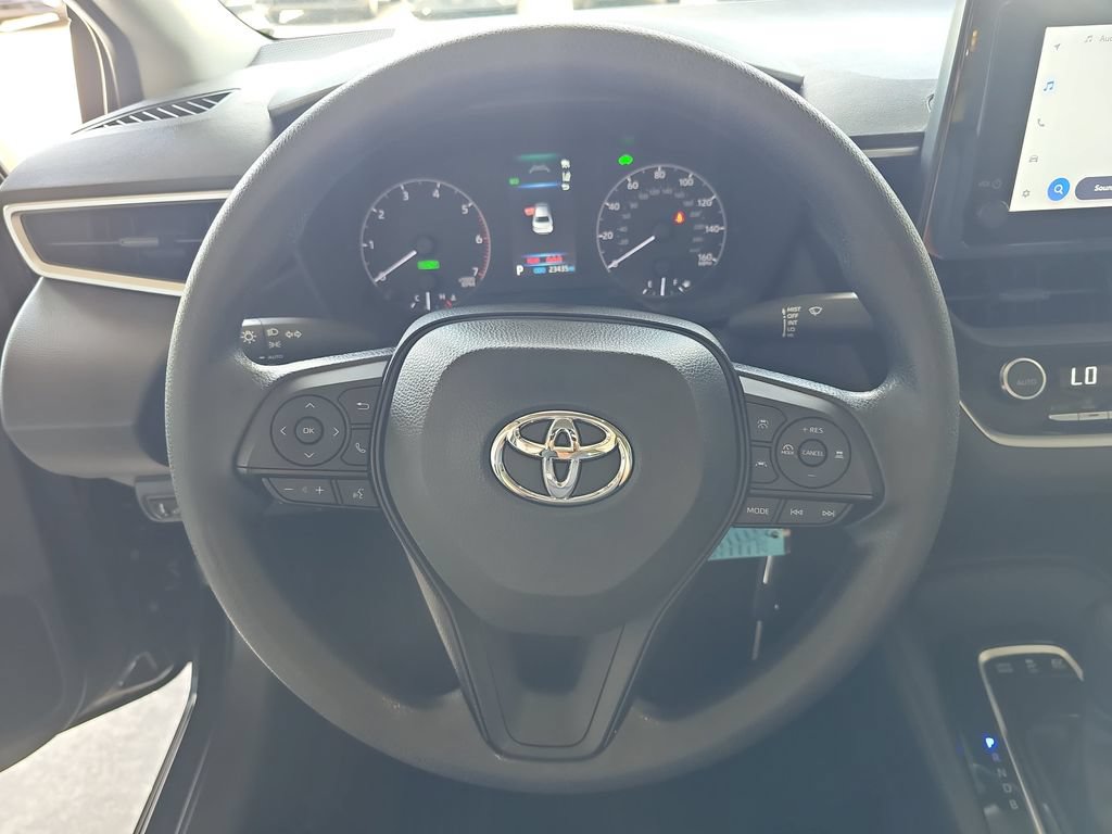 Used 2025 Toyota Corolla LE FWD image 17