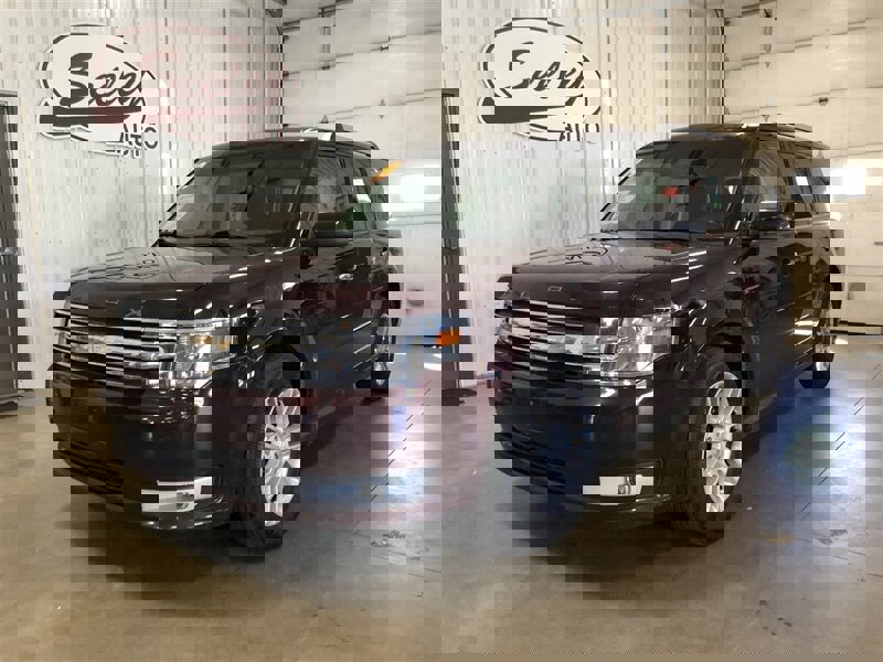 Used 2019 Ford Flex SEL w/ Equipment Group 202A image 2