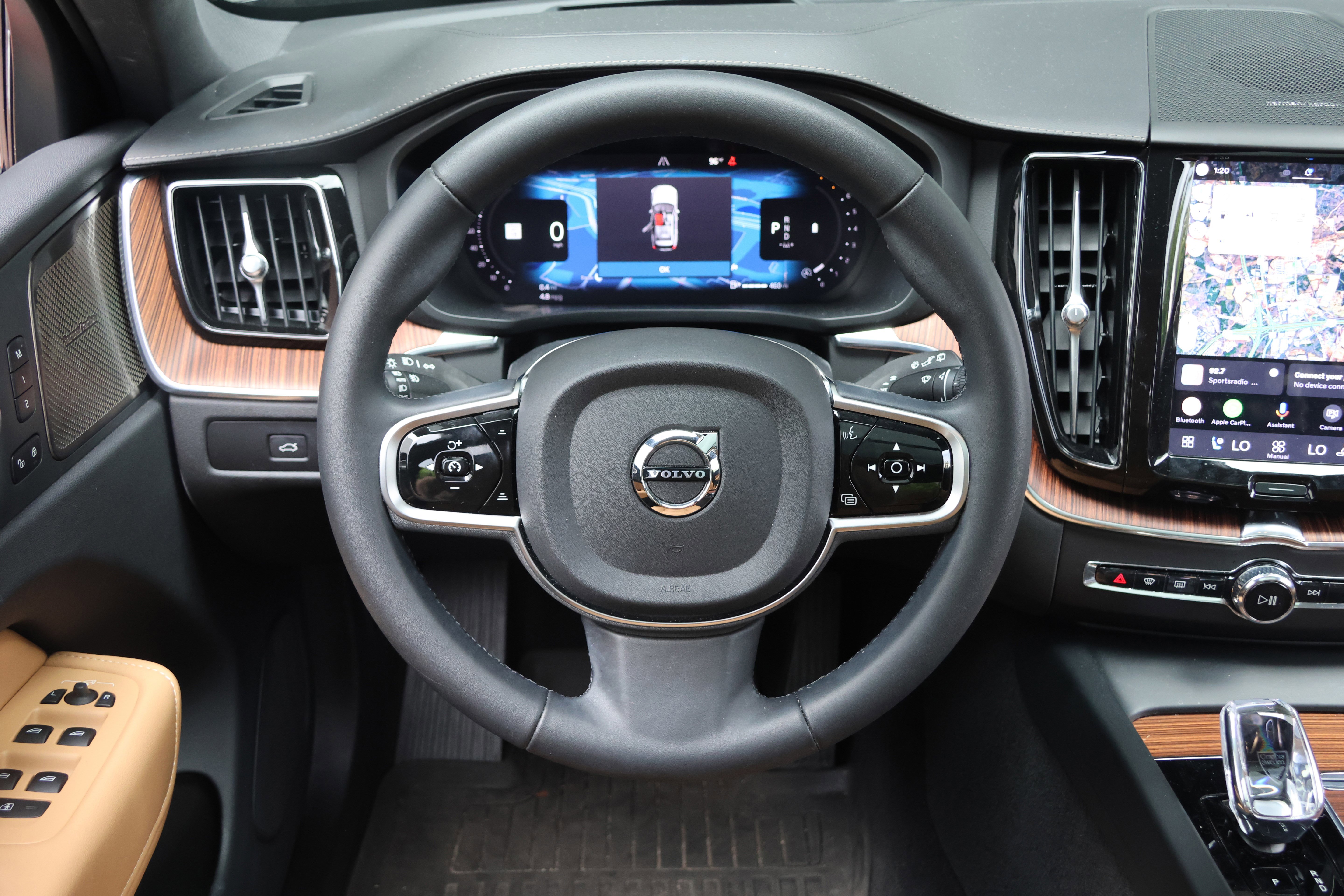 Used 2024 Volvo XC60 B5 Ultimate w/ Protection Package Premier AWD/4WD image 17