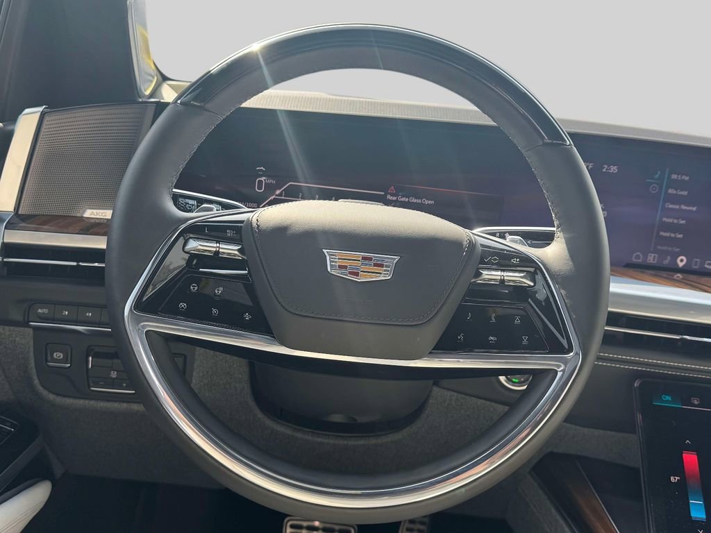 Used 2025 Cadillac Escalade Sport Platinum w/ LPO, Floor Liner Package AWD/4WD image 14