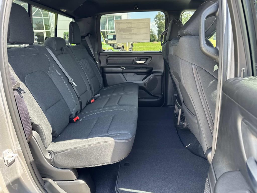 New 2026 RAM 1500 Express image 18