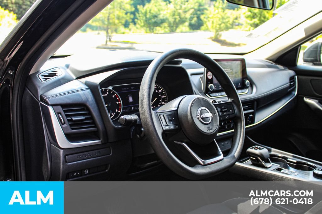 Used 2024 Nissan Rogue S AWD/4WD image 28