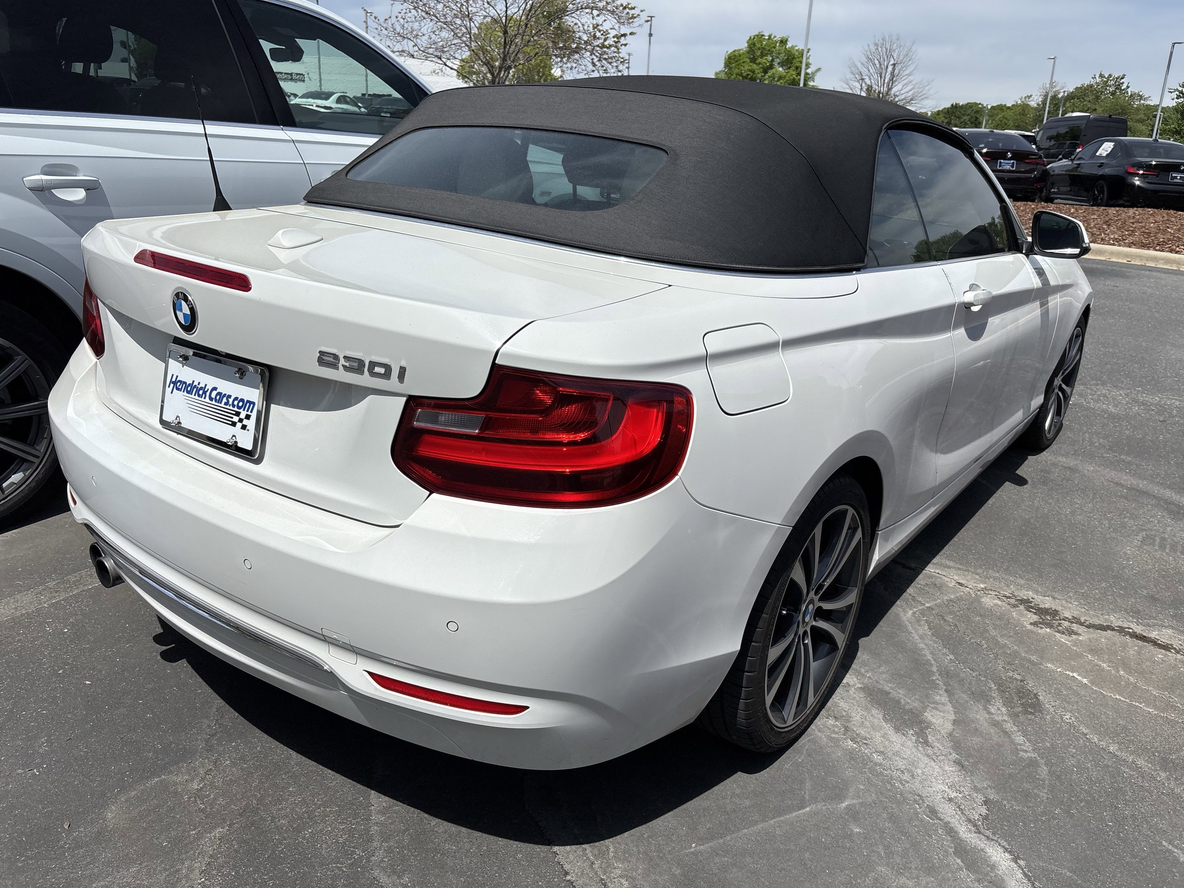 Used 2017 BMW 230i Convertible image 24