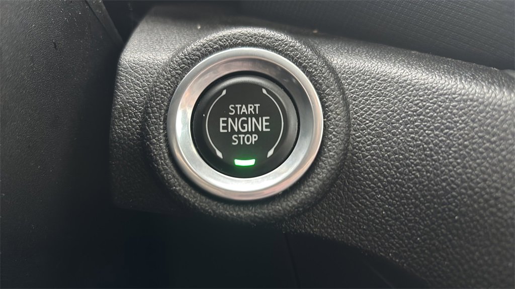 Used 2021 Chevrolet TrailBlazer RS w/ Sun and Liftgate Package image 23