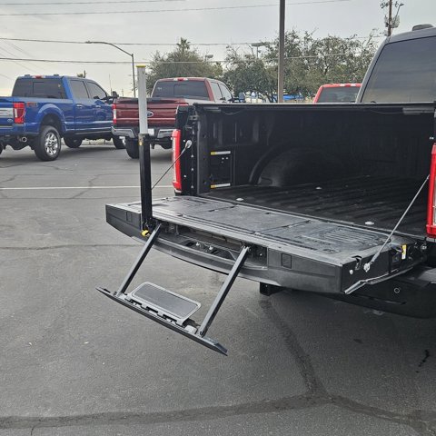 Certified 2022 Ford F150 Platinum w/ Equipment Group 701A High image 10