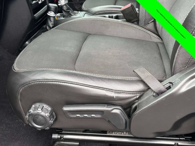 Used 2021 Jeep Gladiator Sport AWD/4WD image 5
