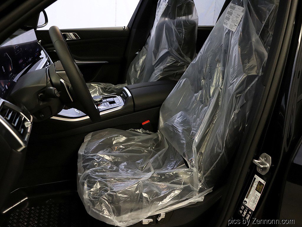 Used 2026 BMW X5 xDrive40i w/ Climate Comfort Package image 10