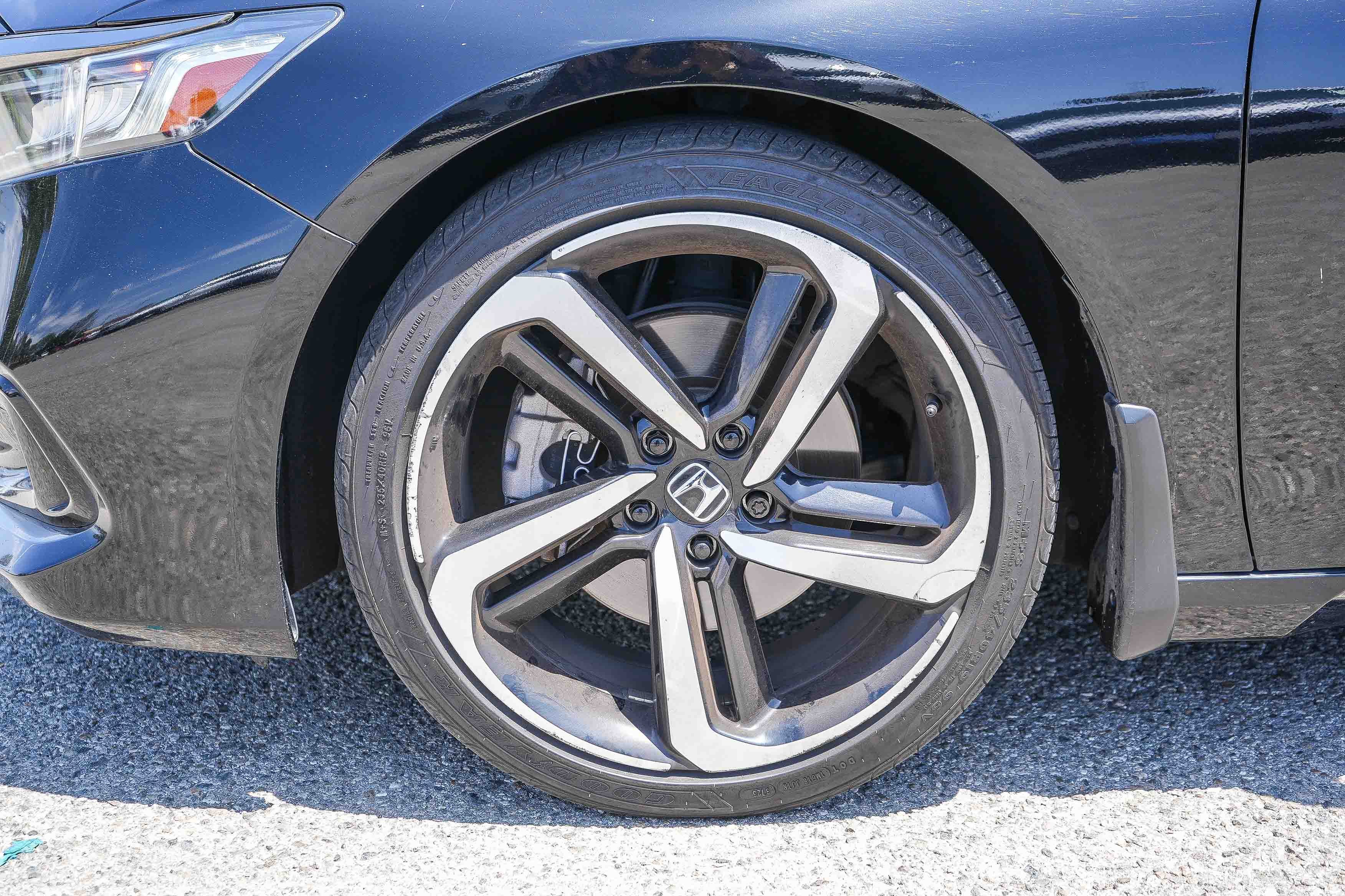 Used 2021 Honda Accord Sport image 12
