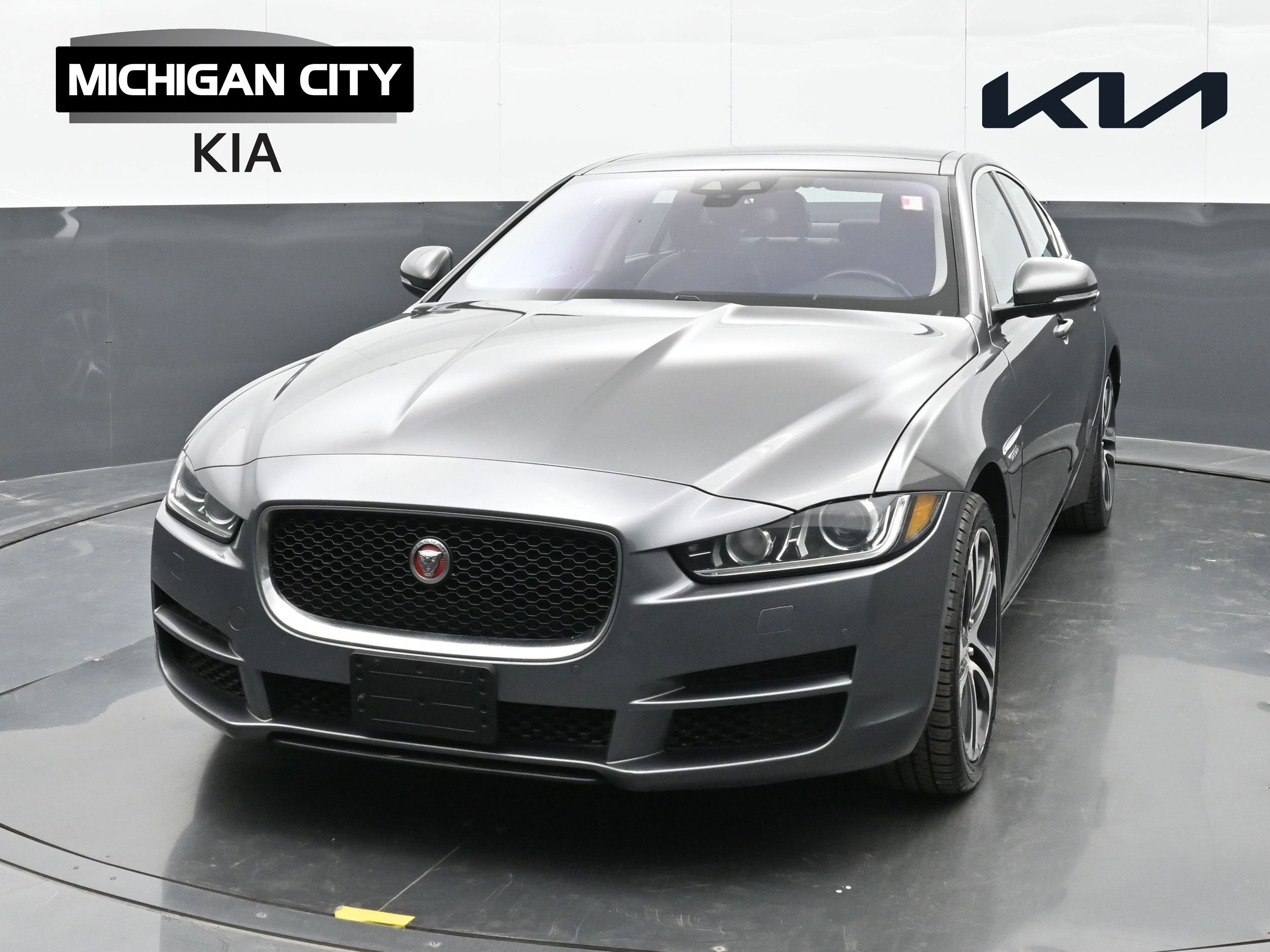 Used 2017 Jaguar XE Premium AWD/4WD image 1