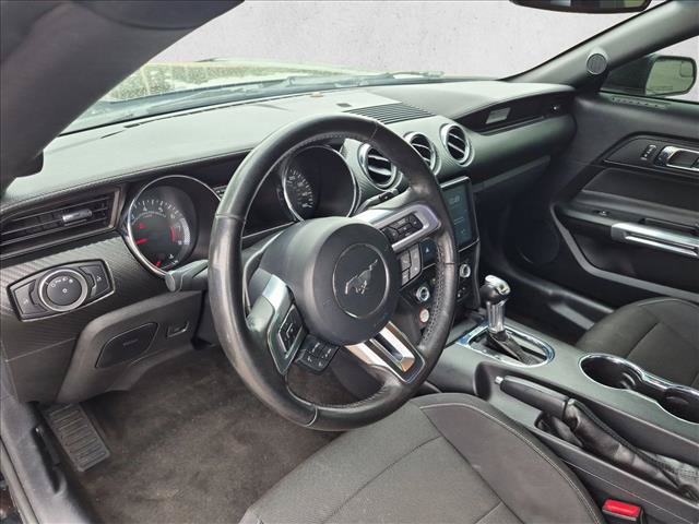 Used 2015 Ford Mustang Coupe RWD image 10