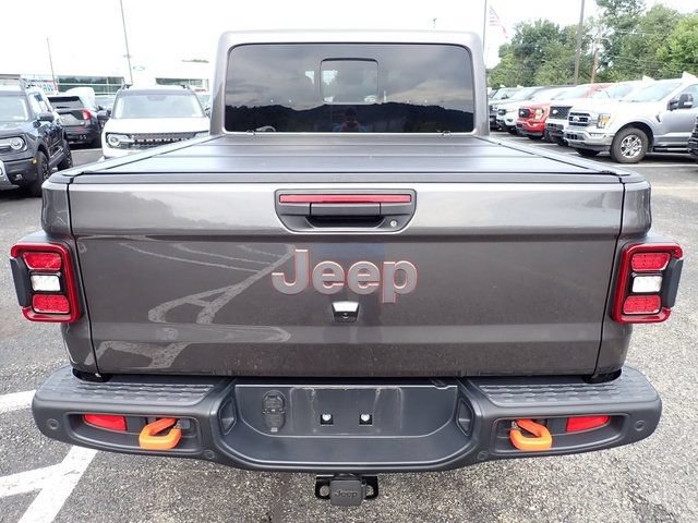 Used 2025 Jeep Gladiator Mojave AWD/4WD image 5
