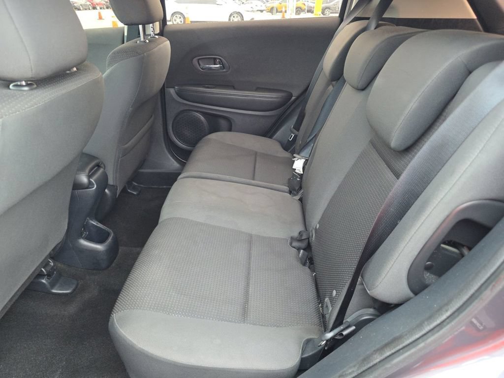 Used 2019 Honda HR-V LX image 13