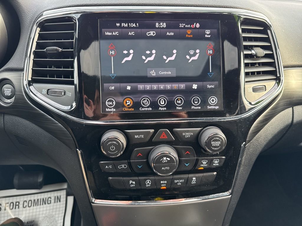 Used 2020 Jeep Grand Cherokee Altitude image 27