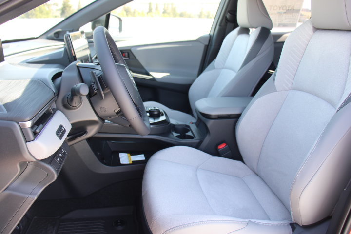 New 2026 Toyota C-HR AWD/4WD image 10