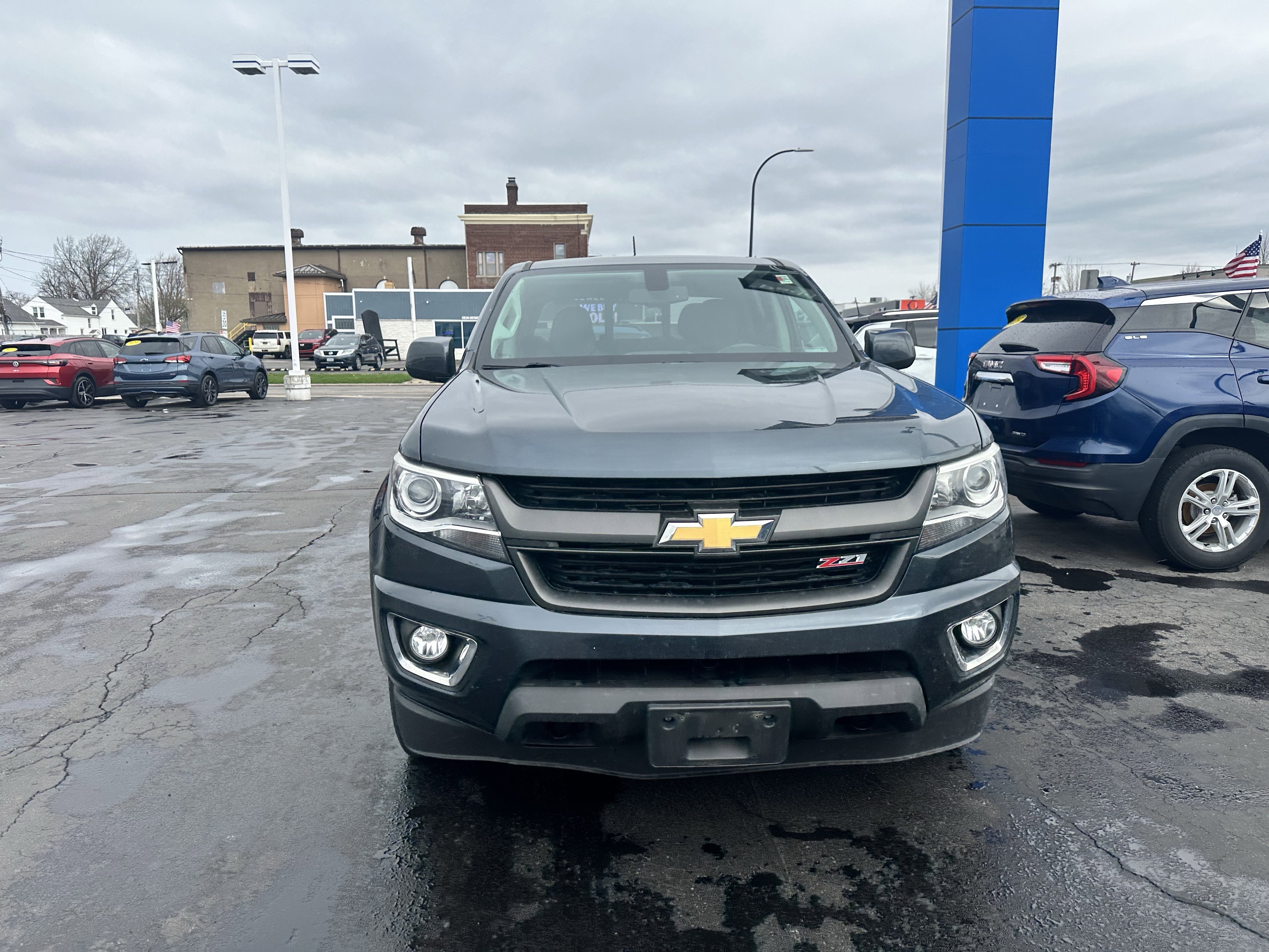 Used 2019 Chevrolet Colorado Z71 image 2