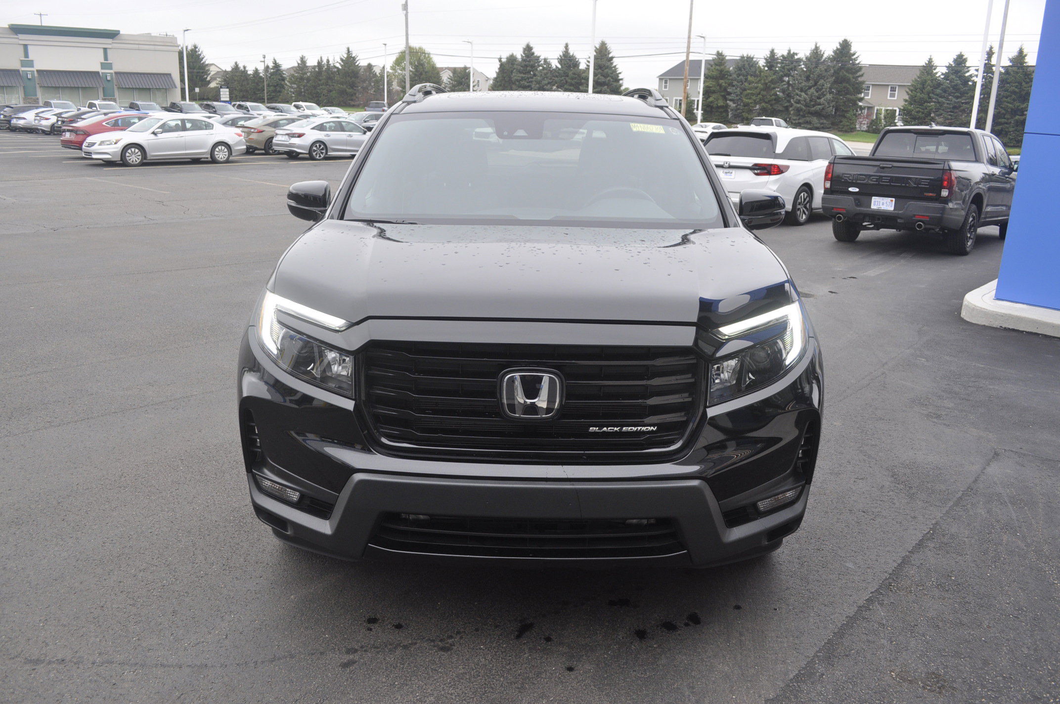 Certified 2024 Honda Passport Black Edition image 2