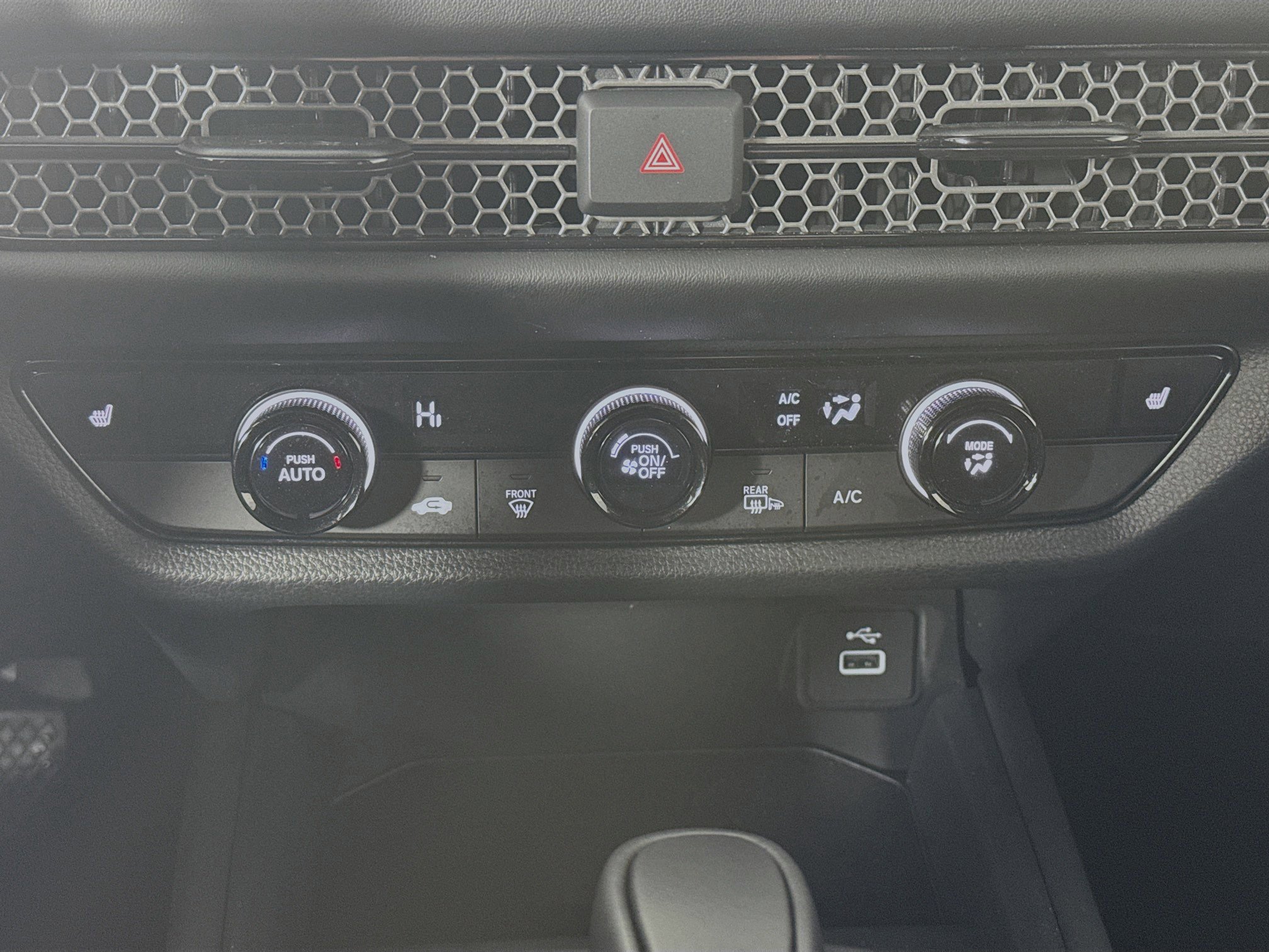 Certified 2025 Honda HR-V Sport image 15